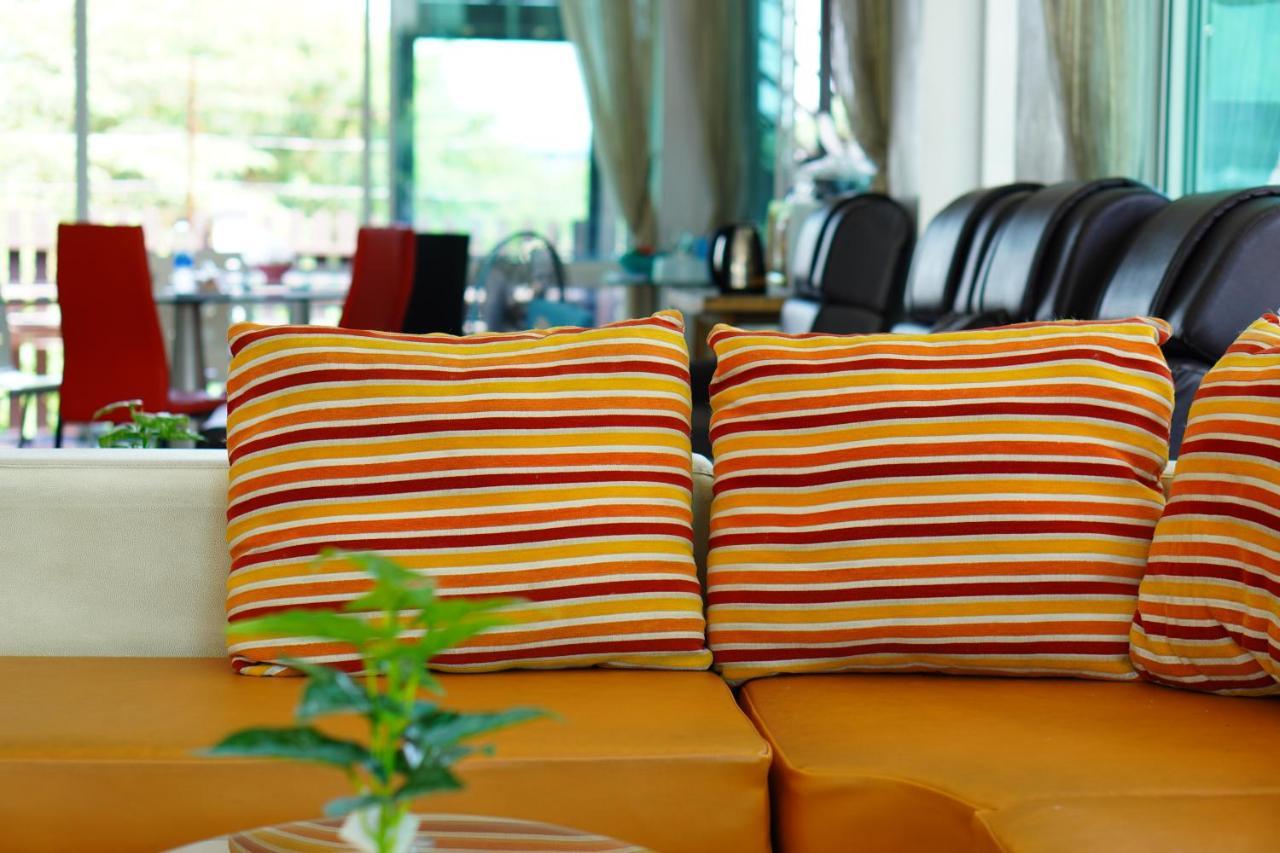Grand Airport Resort Банкок Екстериор снимка